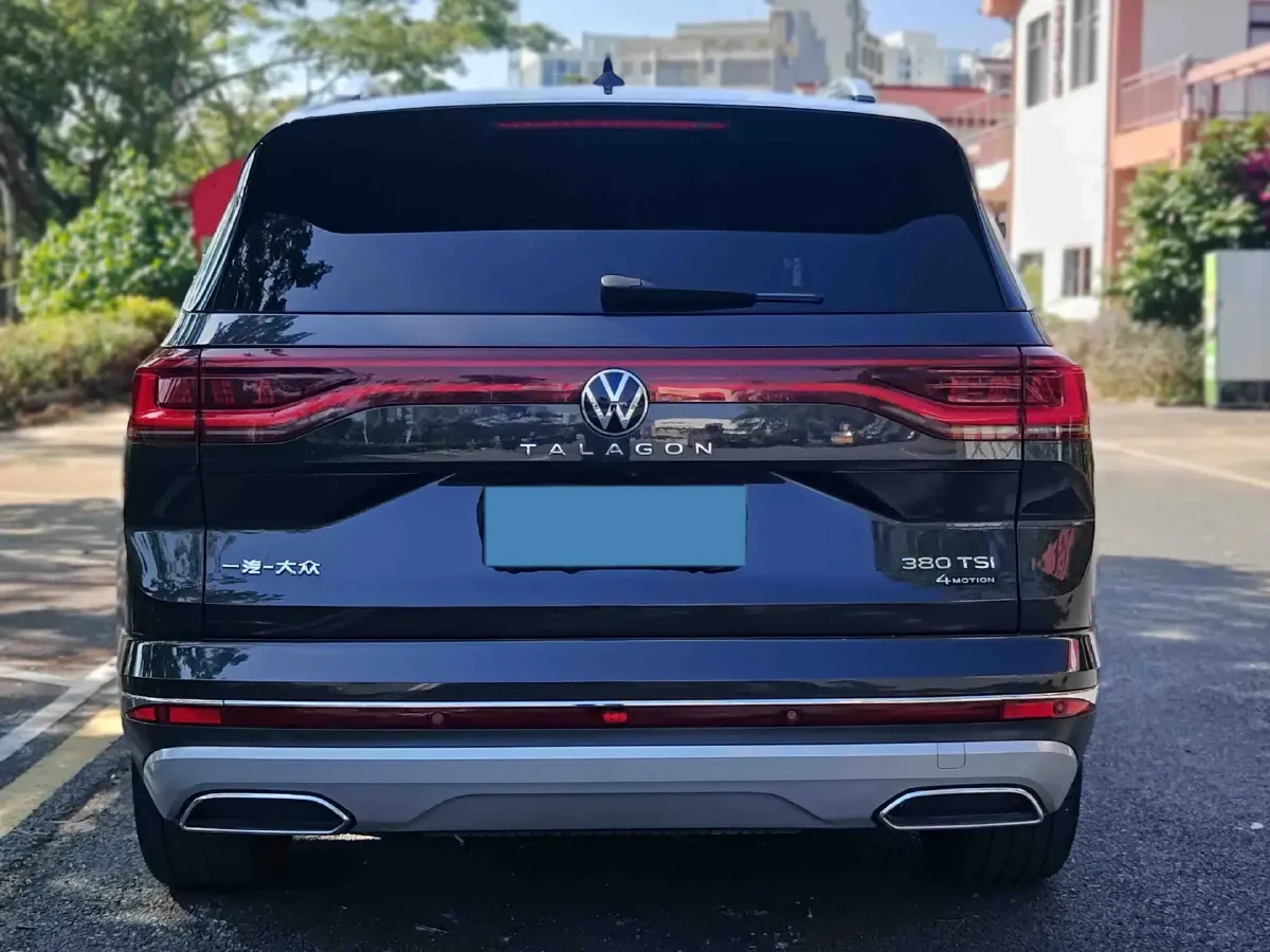 2022 Volkswagen Talagon 2.5T 299HP V6 7DCT,autocango,china used car exporter,china ev exporter,chinese used car exporter,chinese used ev exporter