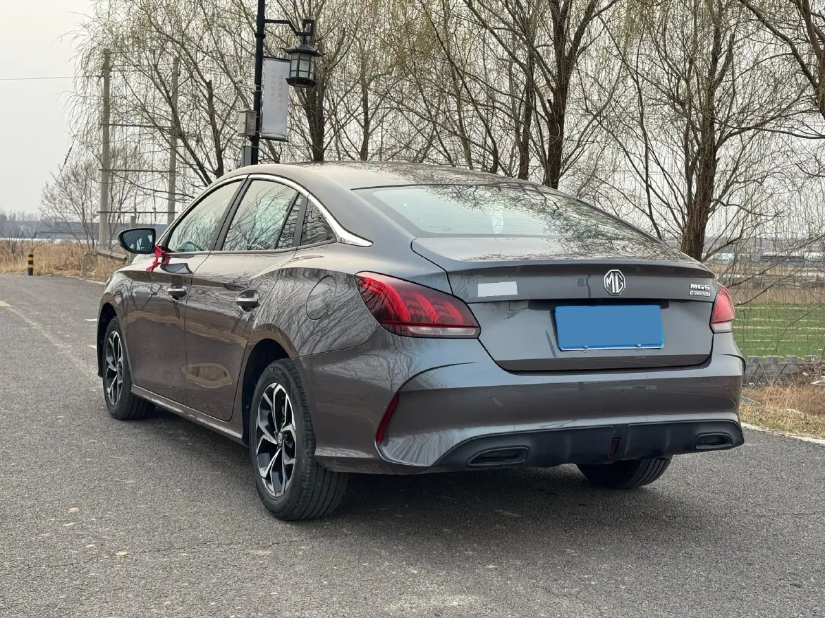2023 MG 5 1.5L 129HP L4 5MT,autocango,china used car exporter,china ev exporter,chinese used car exporter,chinese used ev exporter