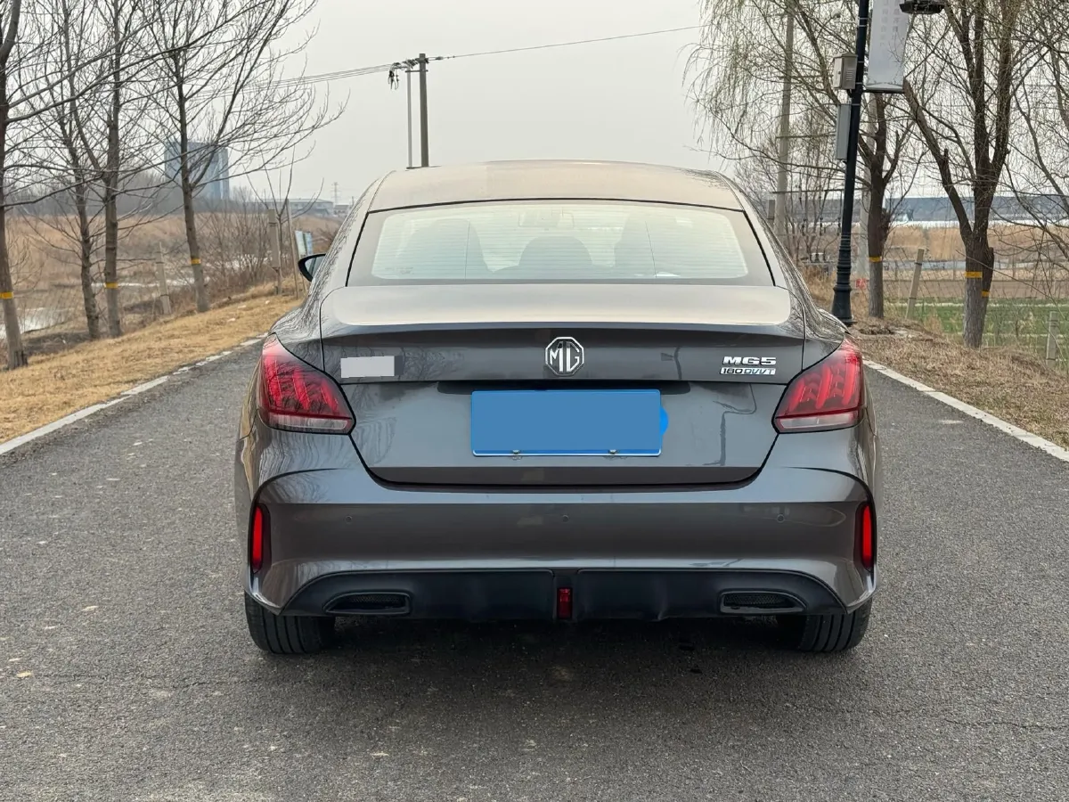2023 MG 5 1.5L 129HP L4 5MT,autocango,china used car exporter,china ev exporter,chinese used car exporter,chinese used ev exporter