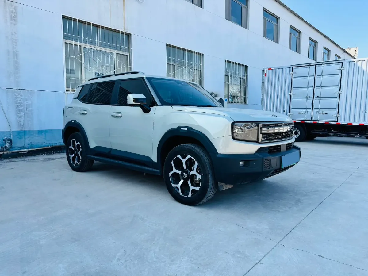 2025 MAXUS XinTu V70 2.0T 150HP L4 9AT,autocango,china used car exporter,china ev exporter,chinese used car exporter,chinese used ev exporter