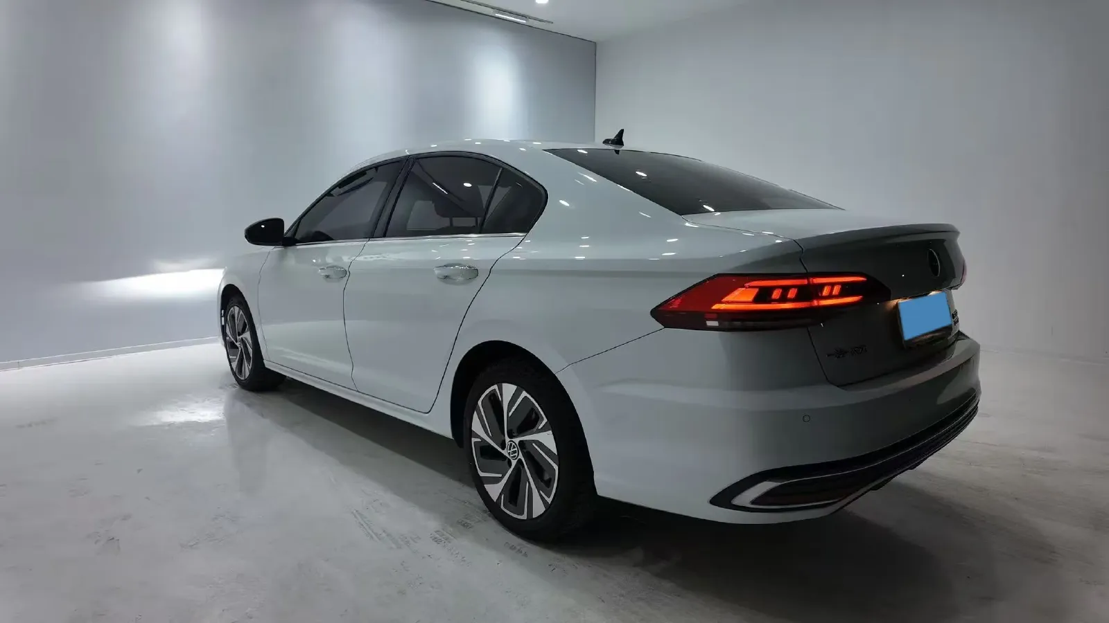 2023 Volkswagen Bora 1.2T 116HP L4 7DCT,autocango,china used car exporter,china ev exporter,chinese used car exporter,chinese used ev exporter