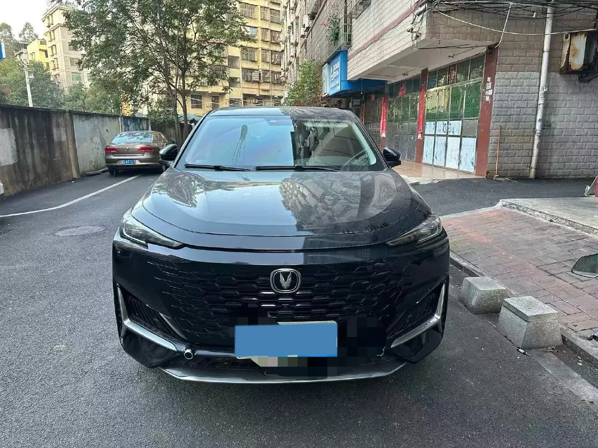 2021 ChangAn UNI-K 2.0T 233HP L4 8AT,autocango,china used car exporter,china ev exporter,chinese used car exporter,chinese used ev exporter
