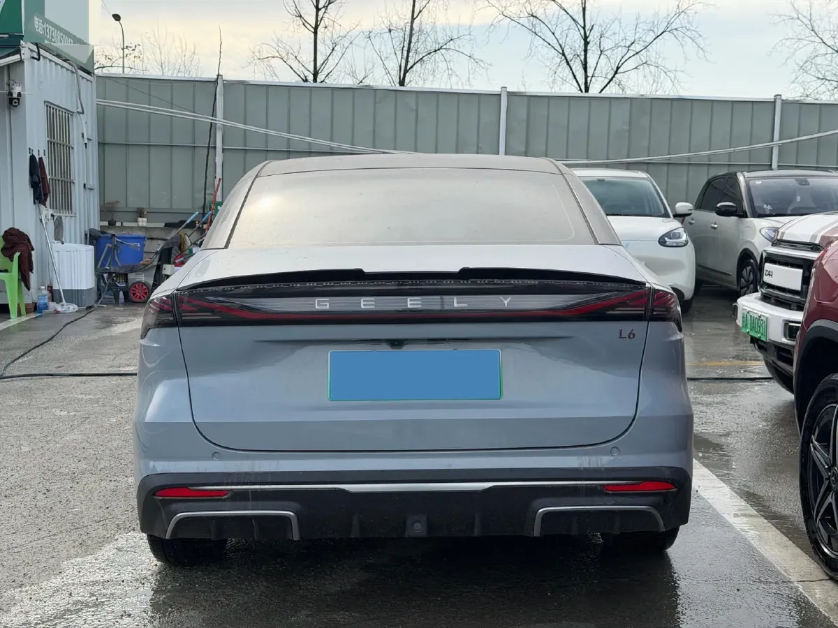 2023 Geely Galaxy L6 1.5T 163HP L4 3DHT PHEV,autocango,china used car exporter,china ev exporter,chinese used car exporter,chinese used ev exporter