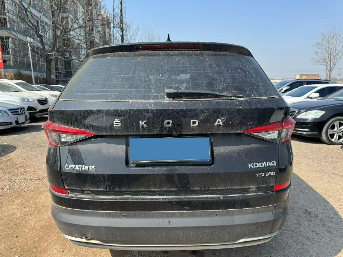 2021 Skoda Kodiak 2.0T 186HP L4 7DCT,autocango,china used car exporter,china ev exporter,chinese used car exporter,chinese used ev exporter