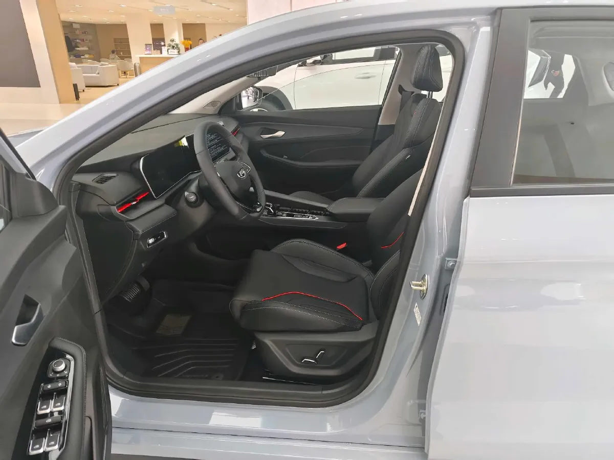 2024 Geely Binray 1.5T 181HP L4 7DCT,autocango,china used car exporter,china ev exporter,chinese used car exporter,chinese used ev exporter