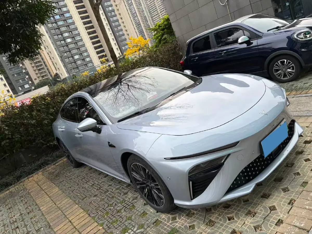 2022 Jeep Grand Commander 2.0T 234HP L4 9AT,autocango,china used car exporter,china ev exporter,chinese used car exporter,chinese used ev exporter