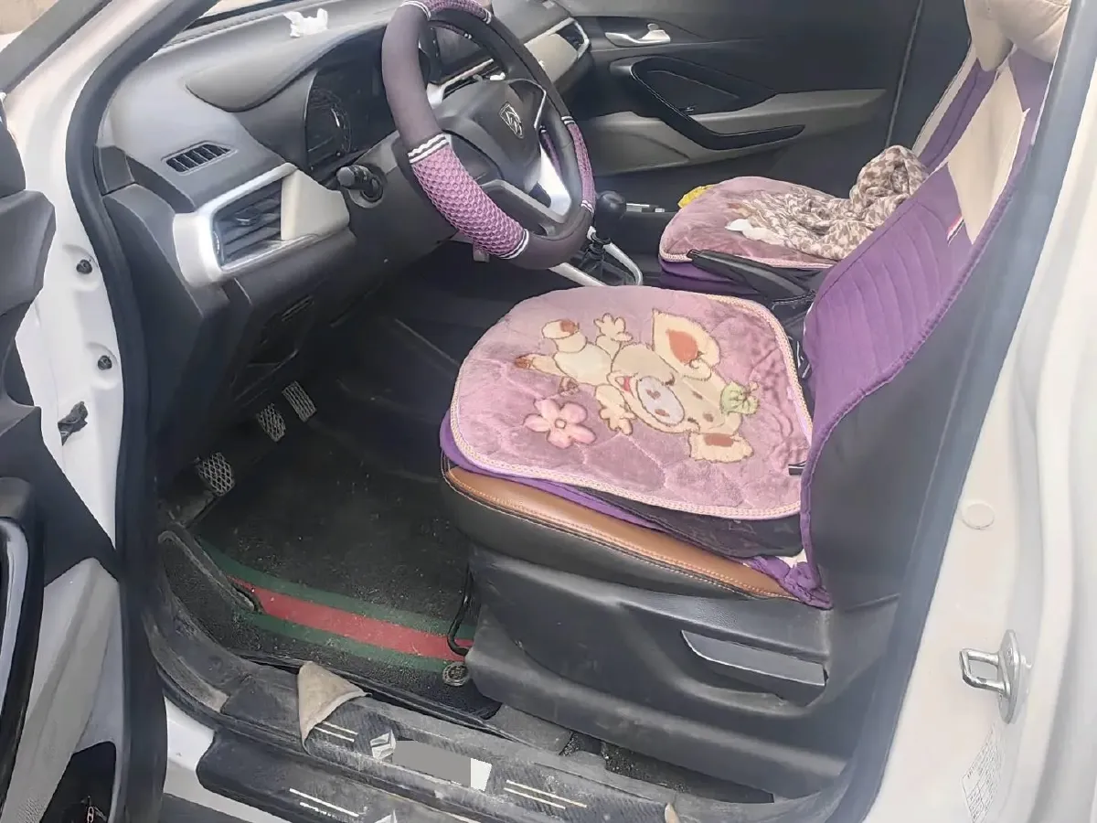 2017 BaoJun 510 1.5L 112HP L4 6MT,autocango,china used car exporter,china ev exporter,chinese used car exporter,chinese used ev exporter