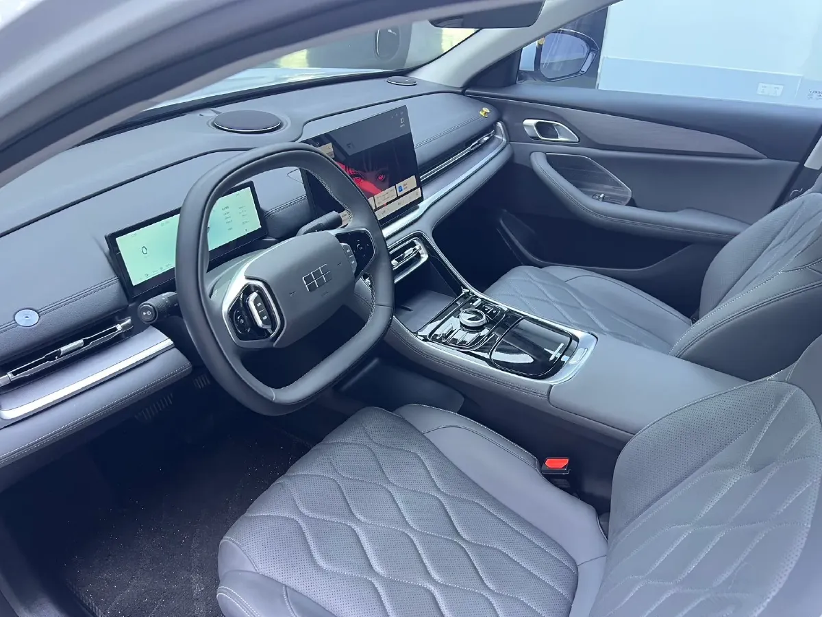 2025 Geely Galaxy A7 1.5L 112HP L4 1DHT PHEV,autocango,china used car exporter,china ev exporter,chinese used car exporter,chinese used ev exporter