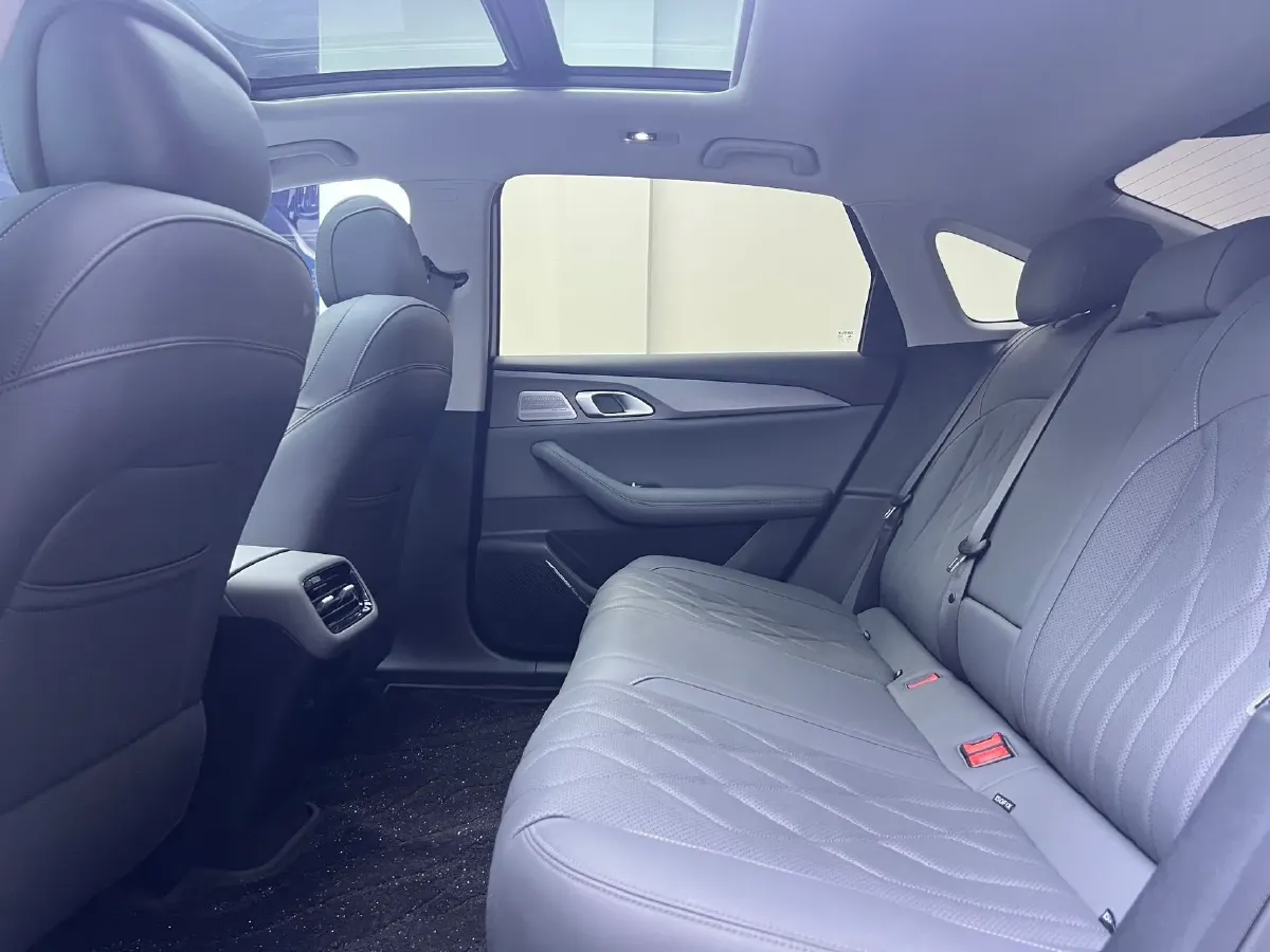 2025 Geely Galaxy A7 1.5L 112HP L4 1DHT PHEV,autocango,china used car exporter,china ev exporter,chinese used car exporter,chinese used ev exporter