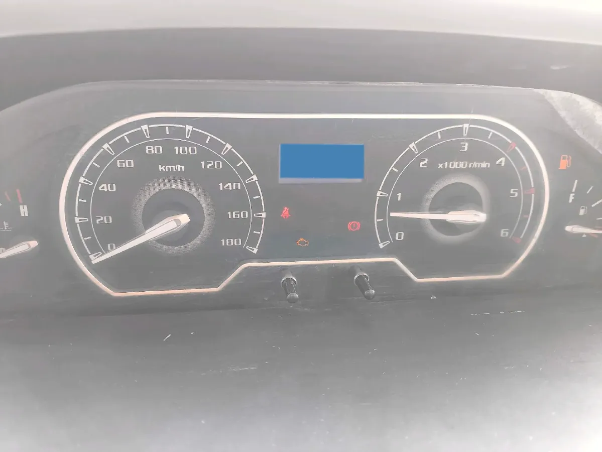 2021 MAXUS T70 2.0T 214HP L4 6MT,autocango,china used car exporter,china ev exporter,chinese used car exporter,chinese used ev exporter