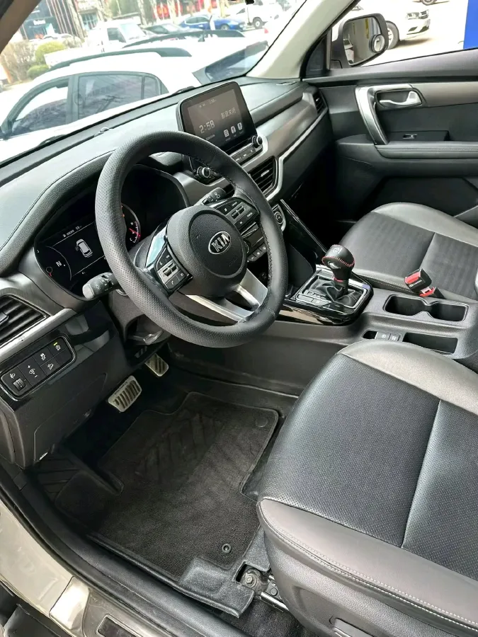 2018 Kia Sportage R 2.0L 160HP L4 6AT,autocango,china used car exporter,china ev exporter,chinese used car exporter,chinese used ev exporter