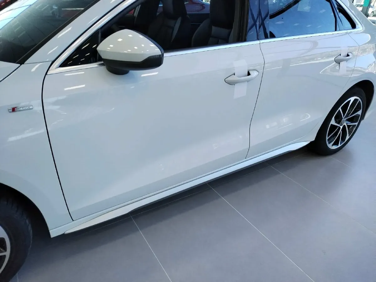 2021 Audi A3 1.4T 150HP L4 7DCT,autocango,china used car exporter,china ev exporter,chinese used car exporter,chinese used ev exporter