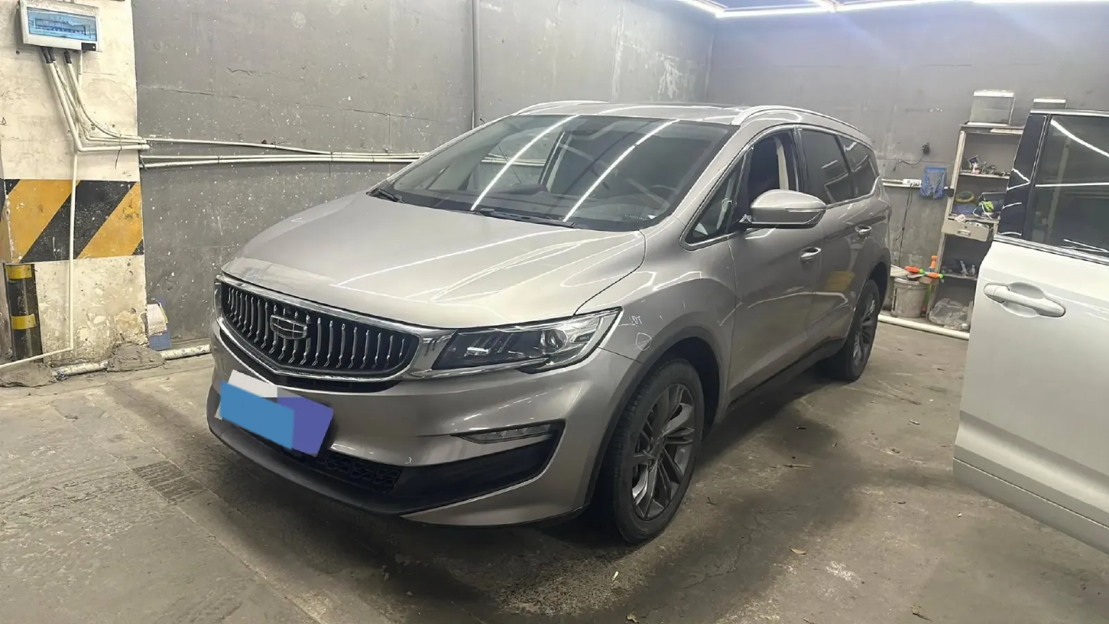 2021 Geely JiaJi 1.8T 184HP L4 7DCT,autocango,china used car exporter,china ev exporter,chinese used car exporter,chinese used ev exporter