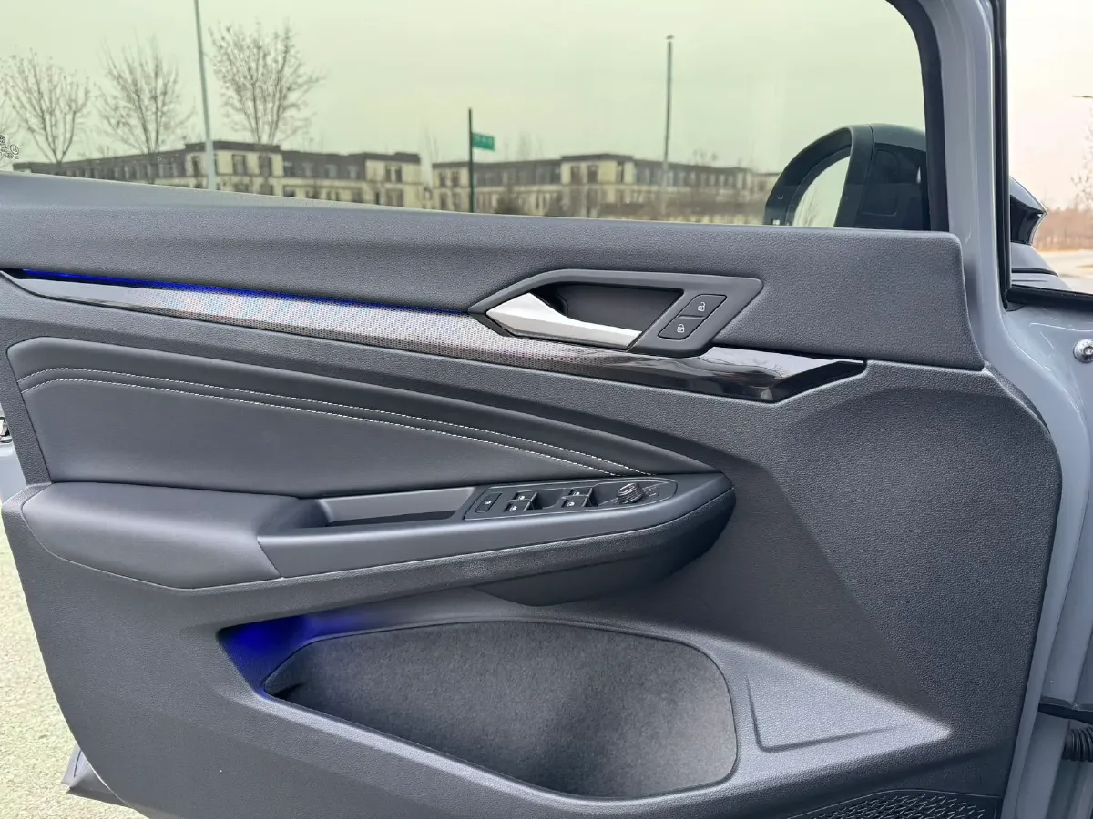 2021 Volkswagen Golf 1.4T 150HP L4 7DCT,autocango,china used car exporter,china ev exporter,chinese used car exporter,chinese used ev exporter