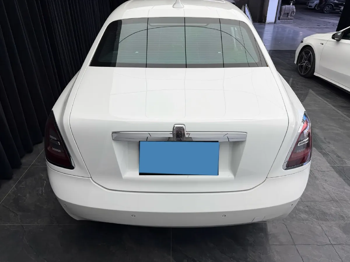 2021 Rolls-Royce Ghost 6.7T 571HP V12 8AT,autocango,china used car exporter,china ev exporter,chinese used car exporter,chinese used ev exporter