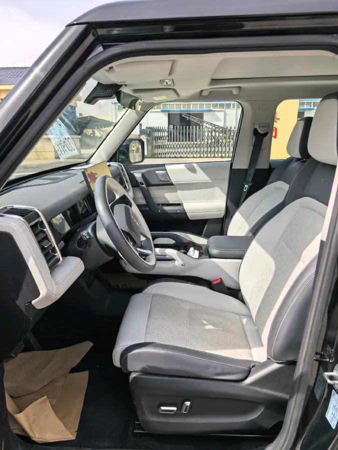 2024 Dongfeng RuiQi 7 2.0T 228HP L4 8AT,autocango,china used car exporter,china ev exporter,chinese used car exporter,chinese used ev exporter