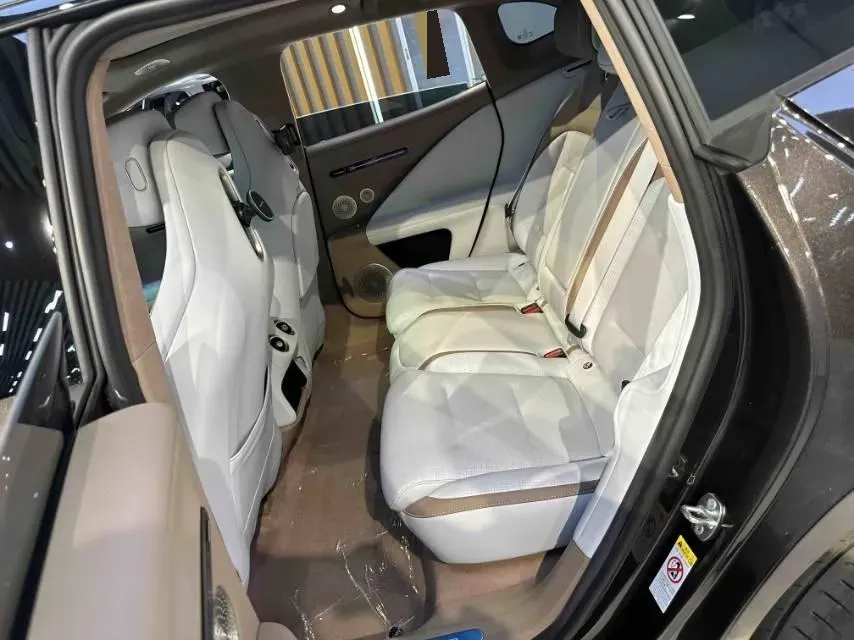 2024 Avatr 07 1.5T 156HP L4 REEV 39.05KWH,autocango,china used car exporter,china ev exporter,chinese used car exporter,chinese used ev exporter