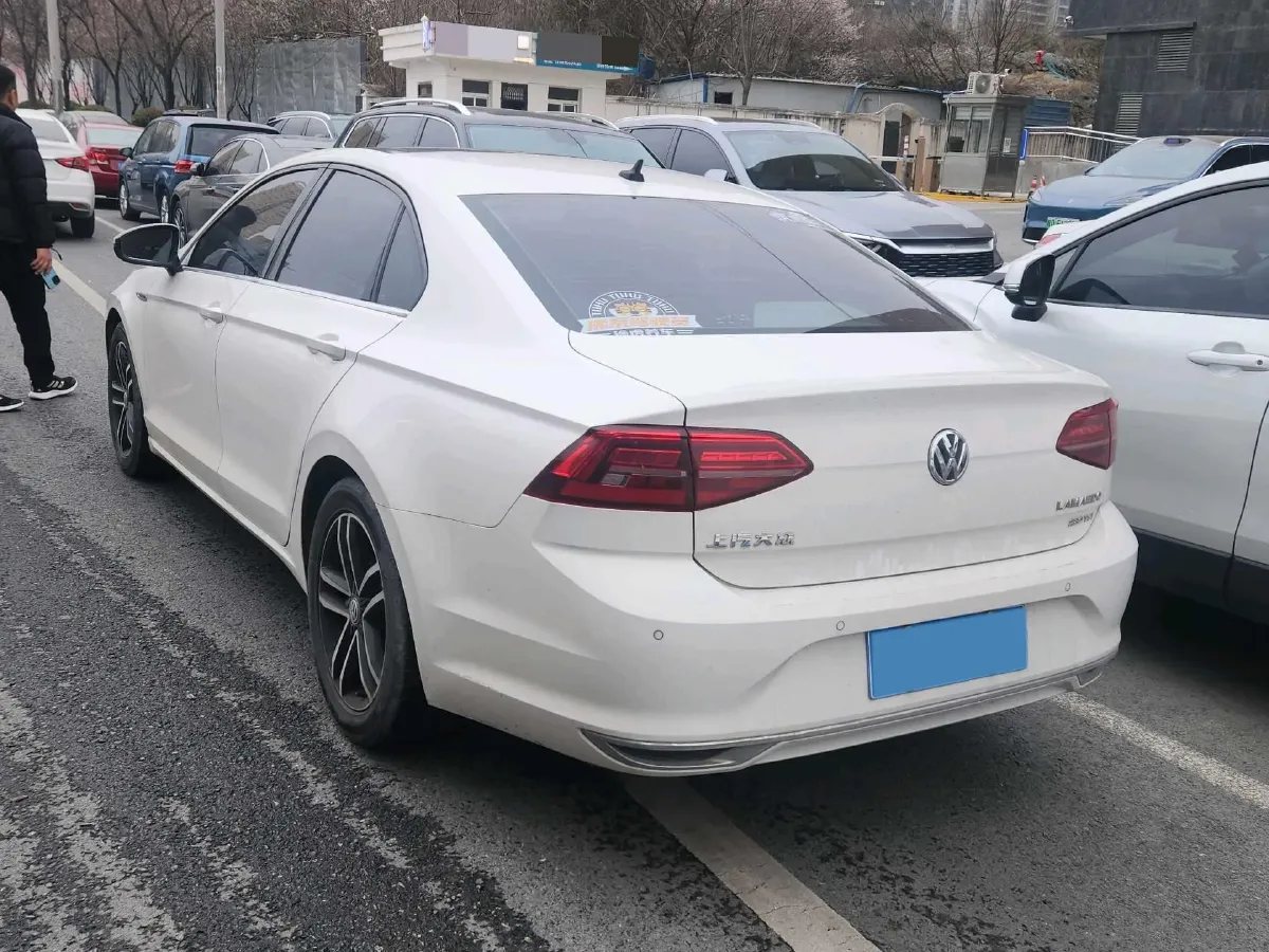 2019 Volkswagen Passat 1.4T 150HP L4 7DCT,autocango,china used car exporter,china ev exporter,chinese used car exporter,chinese used ev exporter