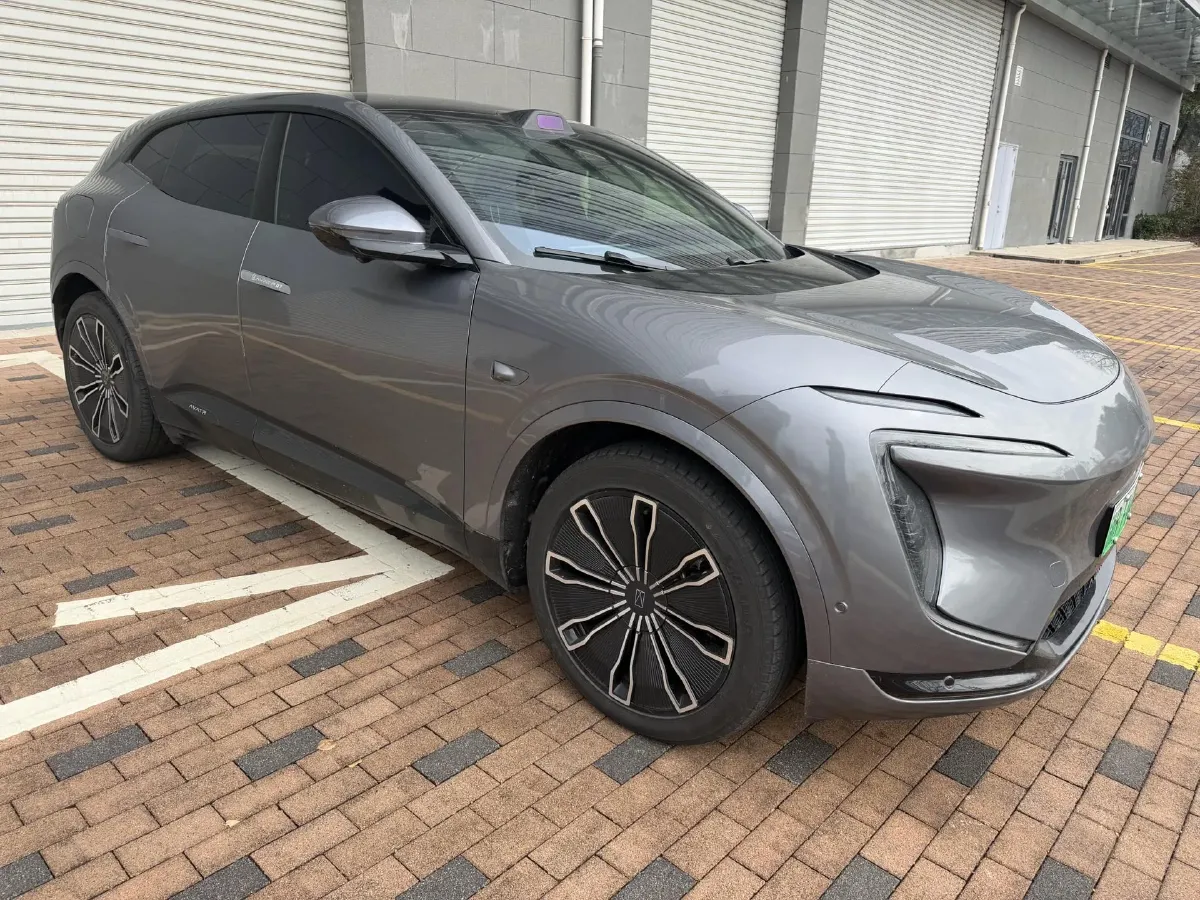 2024 Avatr 07 1.5T 156HP L4 REEV 39.05KWH,autocango,china used car exporter,china ev exporter,chinese used car exporter,chinese used ev exporter