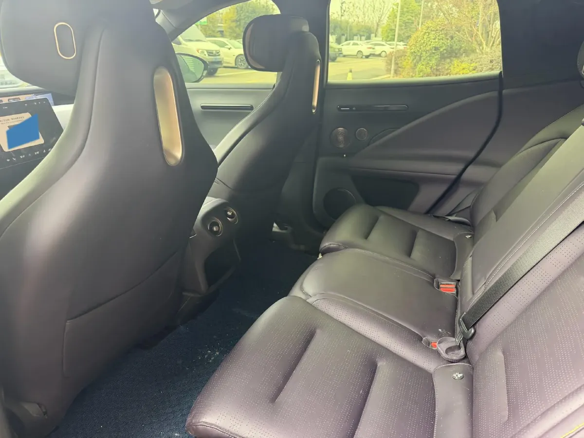 2024 Avatr 07 1.5T 156HP L4 REEV 39.05KWH,autocango,china used car exporter,china ev exporter,chinese used car exporter,chinese used ev exporter