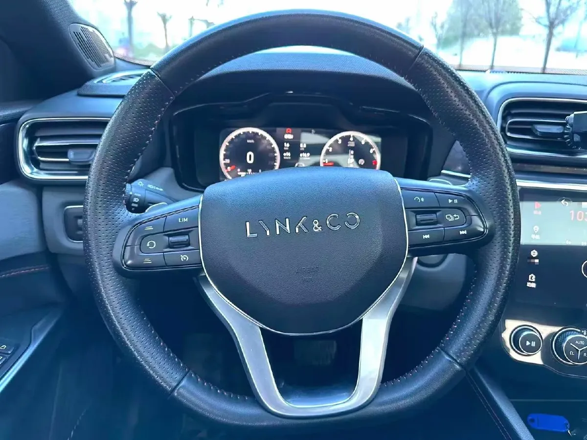 2020 LYNK&CO 03 2.0T 190HP L4 6AT,autocango,china used car exporter,china ev exporter,chinese used car exporter,chinese used ev exporter