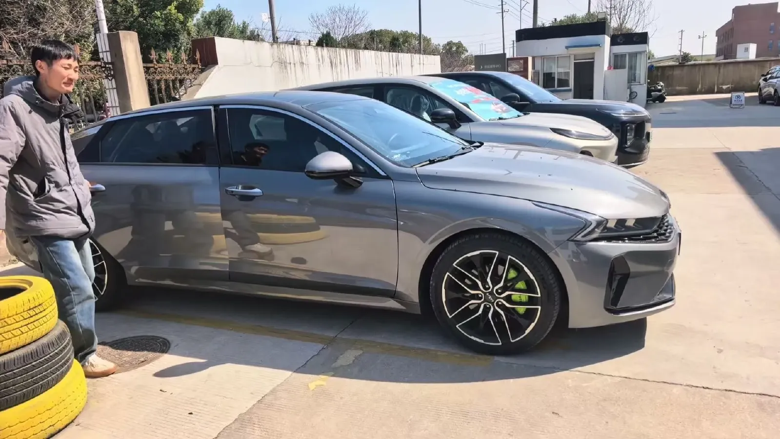 2021 Toyota Camry 2.0L 178HP L4 CVT,autocango,china used car exporter,china ev exporter,chinese used car exporter,chinese used ev exporter