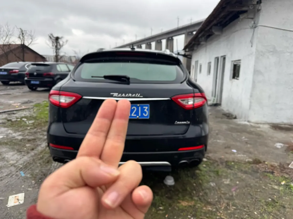 2016 Maserati Levante 3.0T 430HP V6 8AT,autocango,china used car exporter,china ev exporter,chinese used car exporter,chinese used ev exporter