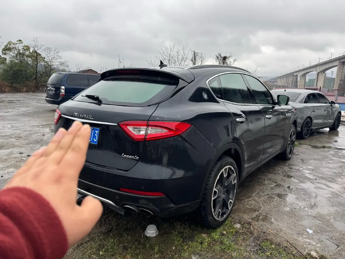 2016 Maserati Levante 3.0T 430HP V6 8AT,autocango,china used car exporter,china ev exporter,chinese used car exporter,chinese used ev exporter