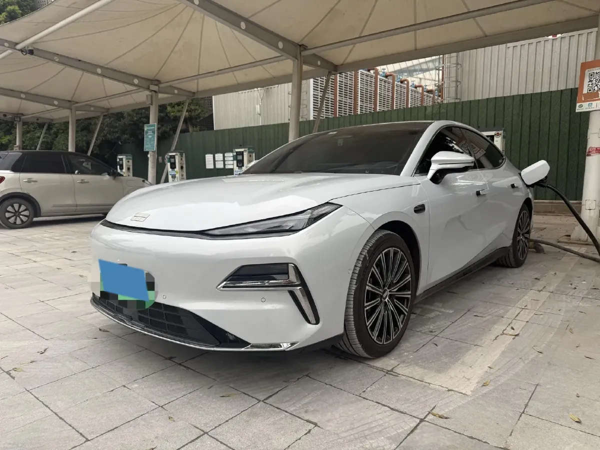 2025 Geely Galaxy Starshine 8 1.5L 112HP L4 1DHT PHEV,autocango,china used car exporter,china ev exporter,chinese used car exporter,chinese used ev exporter