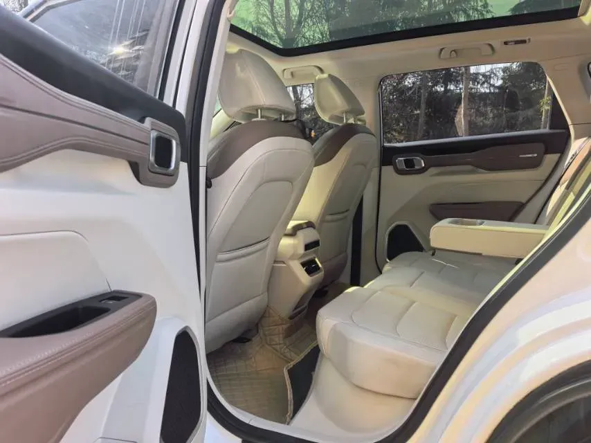 2020 Geely ICON 1.5T 177HP L3 7DCT,autocango,china used car exporter,china ev exporter,chinese used car exporter,chinese used ev exporter