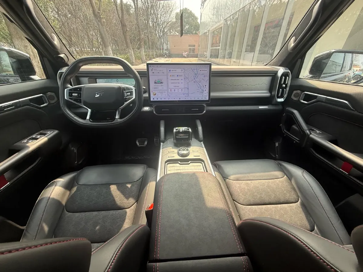 2024 Jetour ShanHai TravellerC-DM 1.5T 156HP L4 3DHT PHEV 43.24KWH,autocango,china used car exporter,china ev exporter,chinese used car exporter,chinese used ev exporter