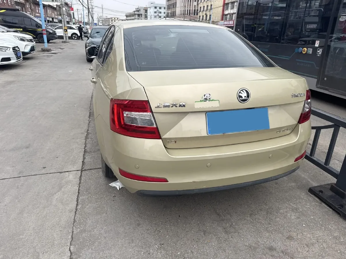 2015 Skoda Octavia 1.4T 150HP L4 7DCT,autocango,china used car exporter,china ev exporter,chinese used car exporter,chinese used ev exporter