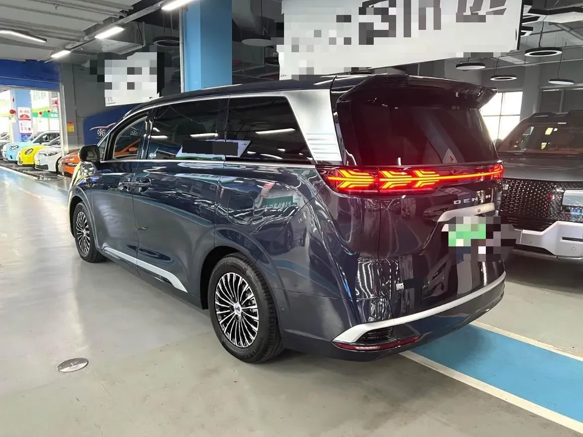 2025 Denza D9 1.5T 156HP L4 E-CVT PHEV 40KWH,autocango,china used car exporter,china ev exporter,chinese used car exporter,chinese used ev exporter