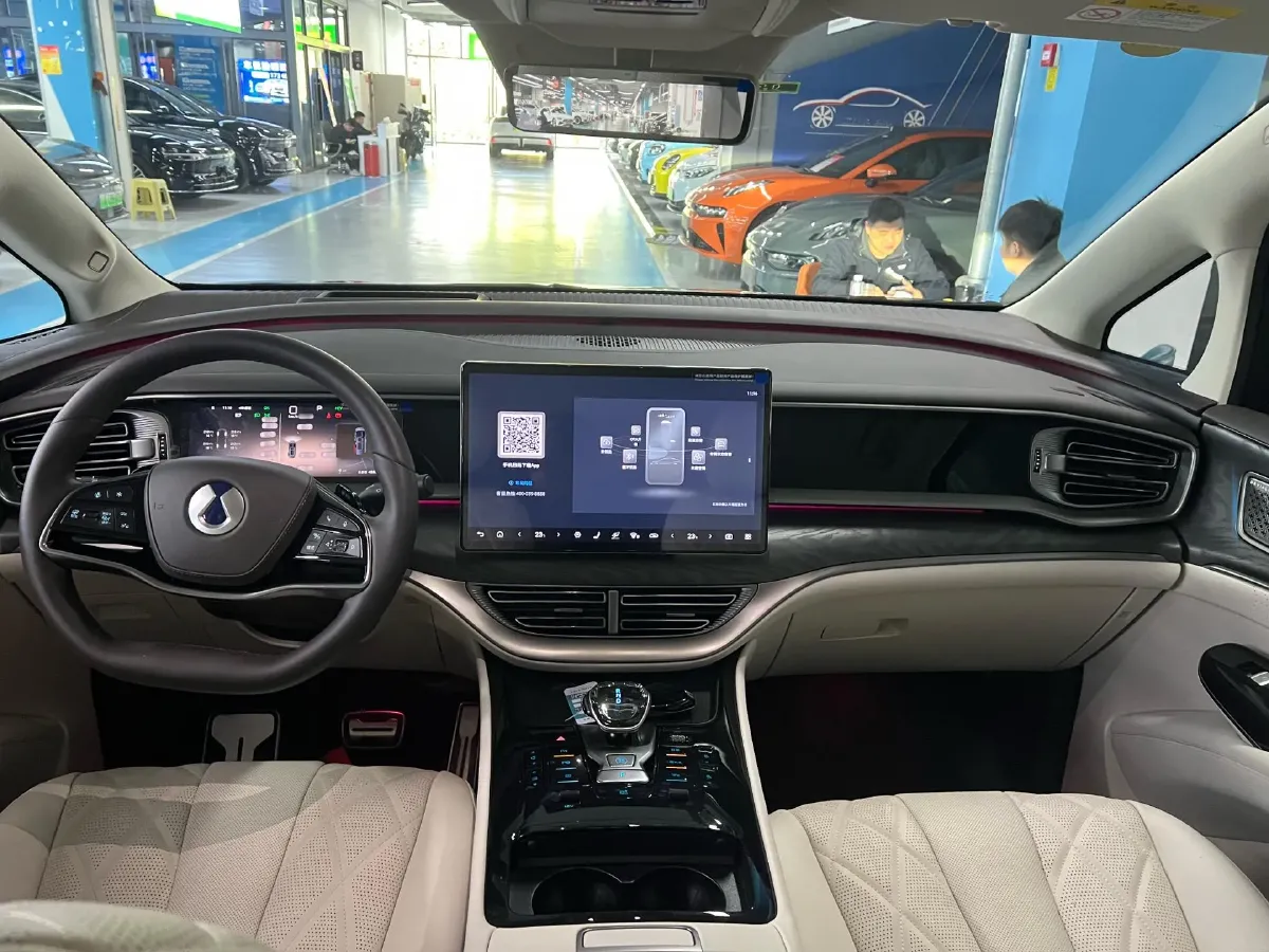 2025 Denza D9 1.5T 156HP L4 E-CVT PHEV 40KWH,autocango,china used car exporter,china ev exporter,chinese used car exporter,chinese used ev exporter