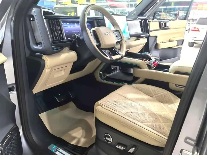 2023 FangChengBao Bao 5 1.5T 194HP L4 E-CVT PHEV 31.8KWH,autocango,china used car exporter,china ev exporter,chinese used car exporter,chinese used ev exporter