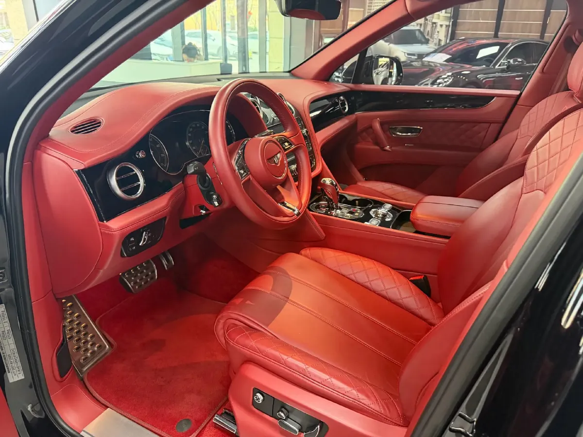 2017 Bentley Bentayga 6.0T 608HP W12 8AT,autocango,china used car exporter,china ev exporter,chinese used car exporter,chinese used ev exporter