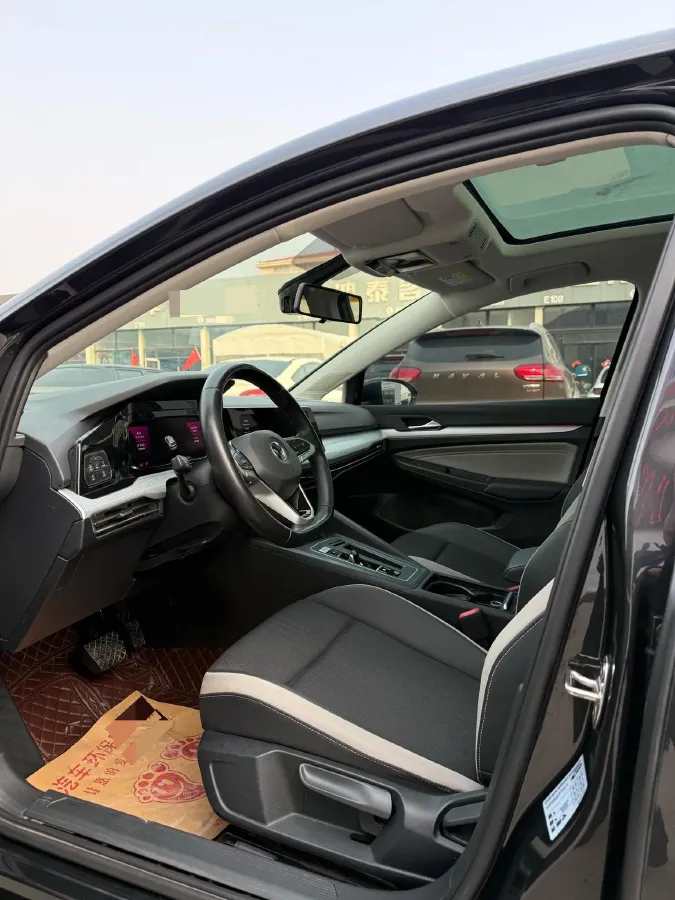 2021 Volkswagen Golf 1.4T 150HP L4 7DCT,autocango,china used car exporter,china ev exporter,chinese used car exporter,chinese used ev exporter