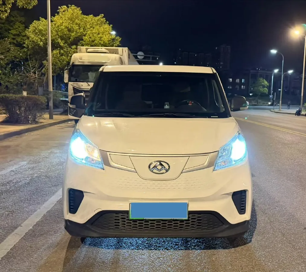 2023 MAXUS EV30 BEV 41.86KWH,autocango,china used car exporter,china ev exporter,chinese used car exporter,chinese used ev exporter