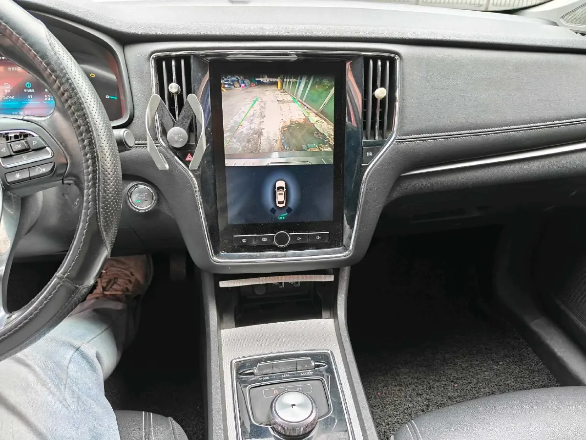 2017 Roewe i6 1.0T 125HP L3 2AT PHEV,autocango,china used car exporter,china ev exporter,chinese used car exporter,chinese used ev exporter