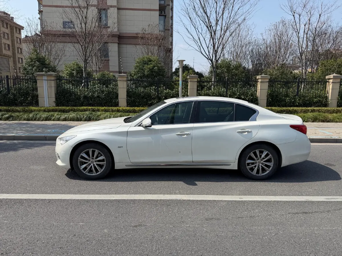 2016 Infiniti Q50L 2.0T 211HP L4 7AT,autocango,china used car exporter,china ev exporter,chinese used car exporter,chinese used ev exporter