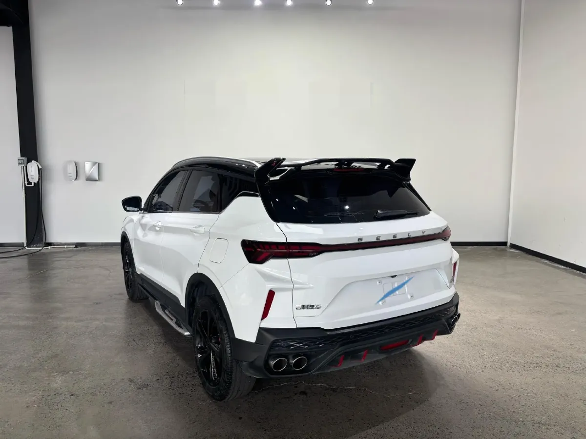 2022 Geely Coolray 1.5T 181HP L4 7DCT,autocango,china used car exporter,china ev exporter,chinese used car exporter,chinese used ev exporter