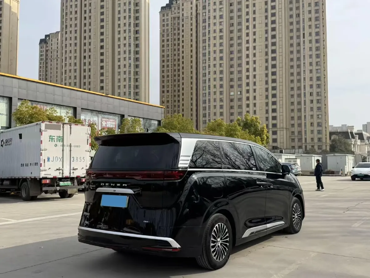 2024 Denza D9 1.5T 139HP L4 E-CVT PHEV 40KWH,autocango,china used car exporter,china ev exporter,chinese used car exporter,chinese used ev exporter