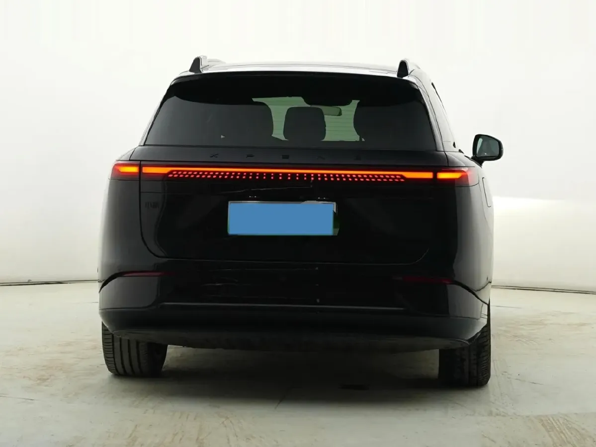 2025 Xpeng G9 BEV 79KWH,autocango,china used car exporter,china ev exporter,chinese used car exporter,chinese used ev exporter