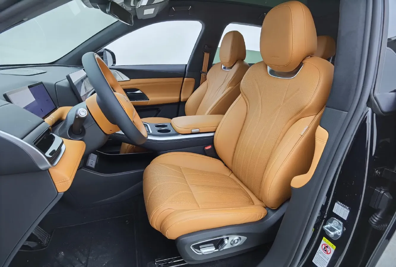 2025 Xpeng G9 BEV 79KWH,autocango,china used car exporter,china ev exporter,chinese used car exporter,chinese used ev exporter