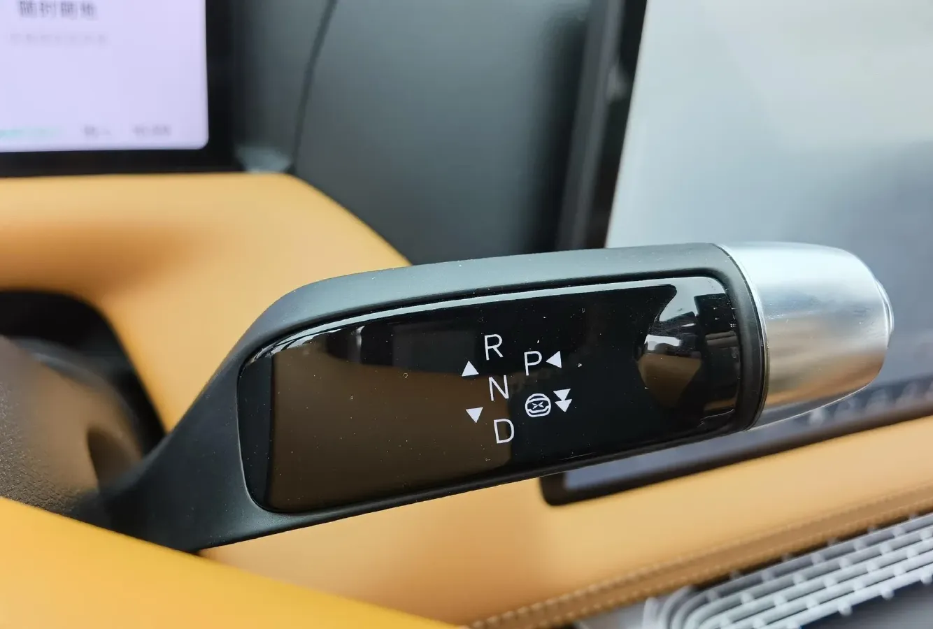 2025 Xpeng G9 BEV 79KWH,autocango,china used car exporter,china ev exporter,chinese used car exporter,chinese used ev exporter