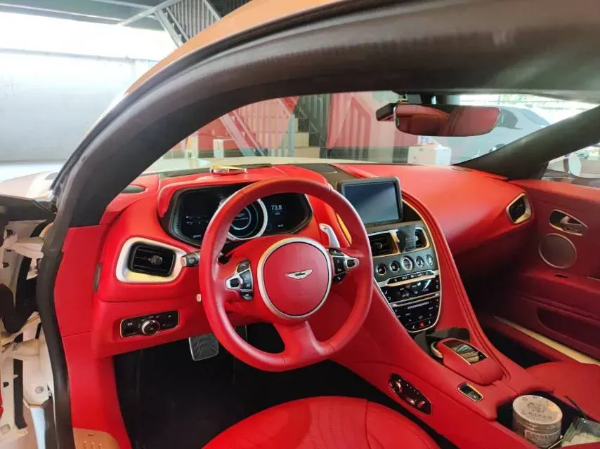 2020 Aston Martin DB11 4.0T 510HP V8 8AT,autocango,china used car exporter,china ev exporter,chinese used car exporter,chinese used ev exporter