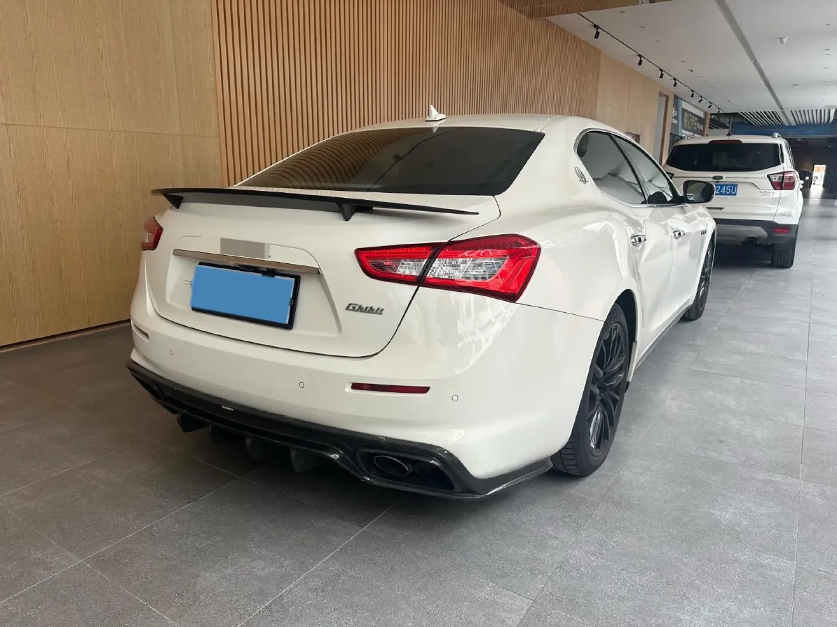 2018 Maserati Ghibli 3.0T 350HP V6 8AT,autocango,china used car exporter,china ev exporter,chinese used car exporter,chinese used ev exporter
