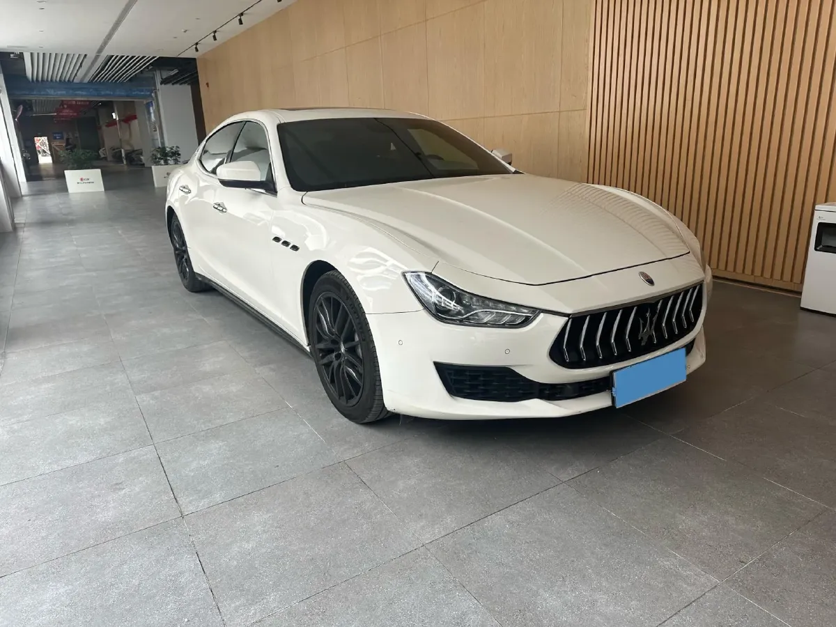 2018 Maserati Ghibli 3.0T 350HP V6 8AT,autocango,china used car exporter,china ev exporter,chinese used car exporter,chinese used ev exporter