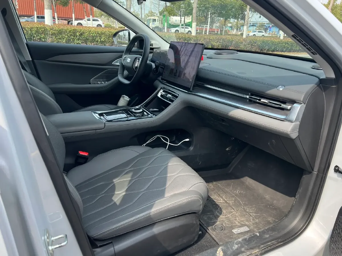 2025 Geely Galaxy A7 1.5L 112HP L4 1DHT PHEV,autocango,china used car exporter,china ev exporter,chinese used car exporter,chinese used ev exporter