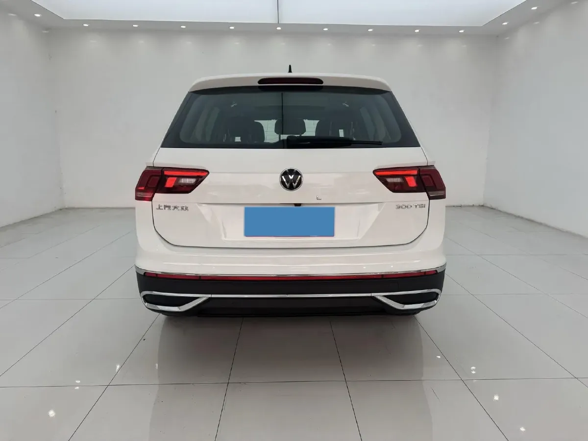 2023 Volkswagen Tiguan L 1.5T 160HP L4 7DCT,autocango,china used car exporter,china ev exporter,chinese used car exporter,chinese used ev exporter